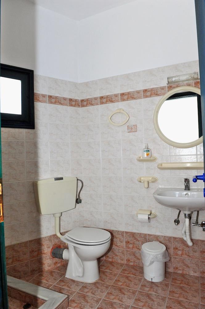 Morfeas Hotel Tripití Kültér fotó