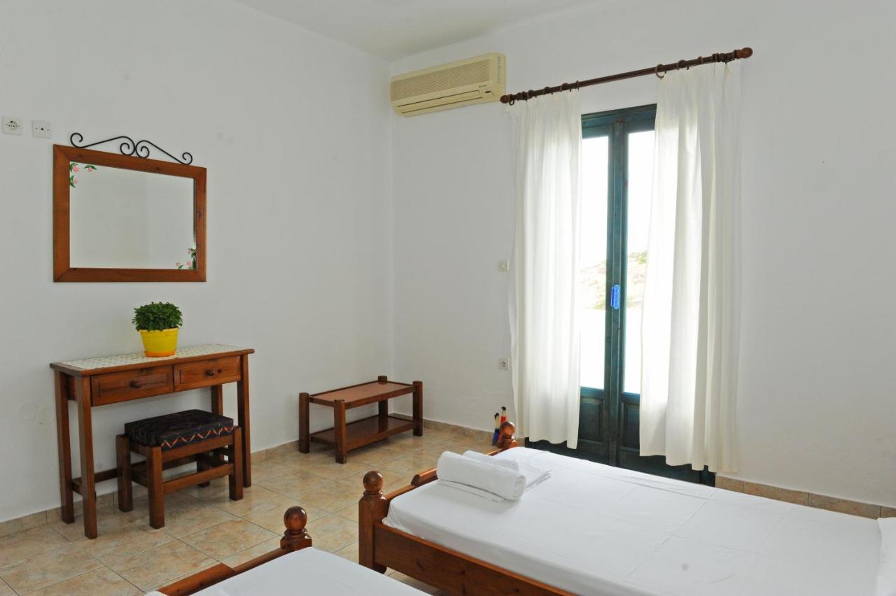 Morfeas Hotel Tripití Kültér fotó